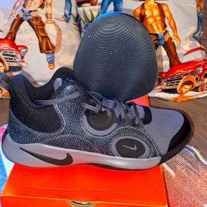 Nike basketball mid 2 fly by shoes. USA size 12